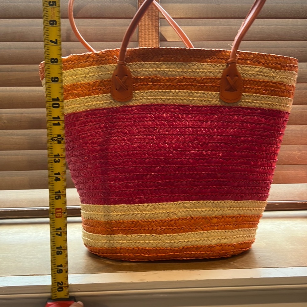 Straw bag never used